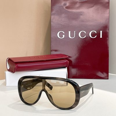 Gucci Sunglasses — 3