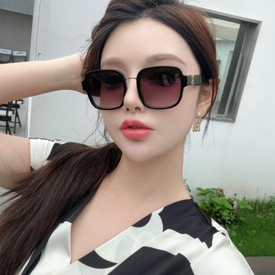 LV Sunglasses — 5