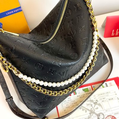Louis Vuitton Bag — 4