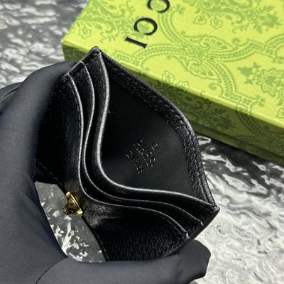 Gucci card holder — 7