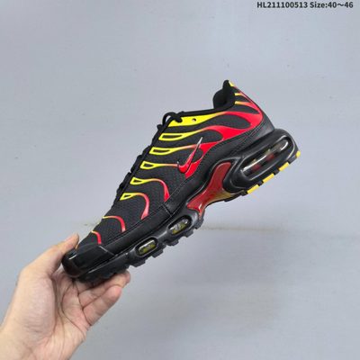 Nike Air Max Plus "Black University Gold" — 3