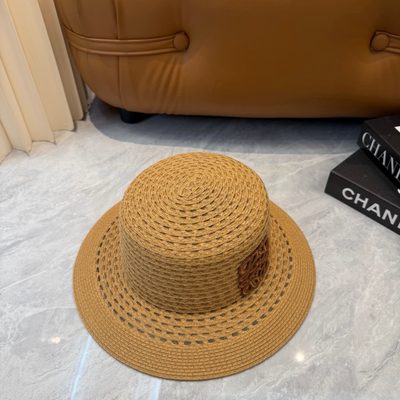 Loewe Anagram bucket hat — 7