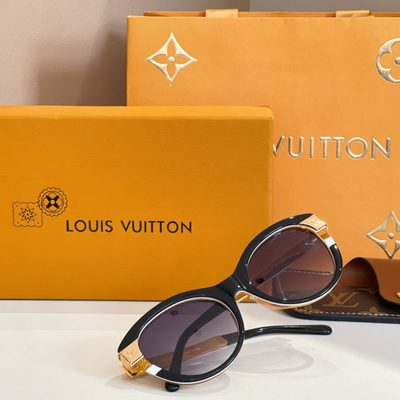 LV Sunglasses — 4