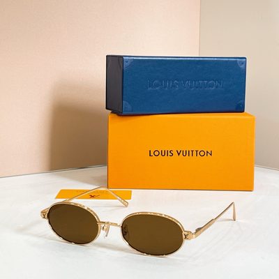 LV Sunglasses — 4