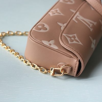 Louis Vuitton Bag — 4