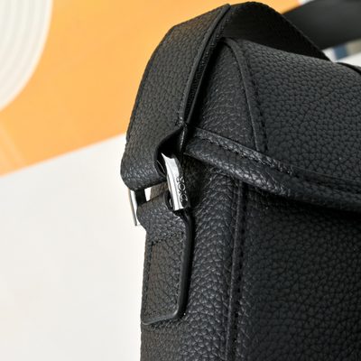 Dior Hit The Road Messenger Bag — 6