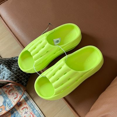 UGG Women's Foamo Slides — 6