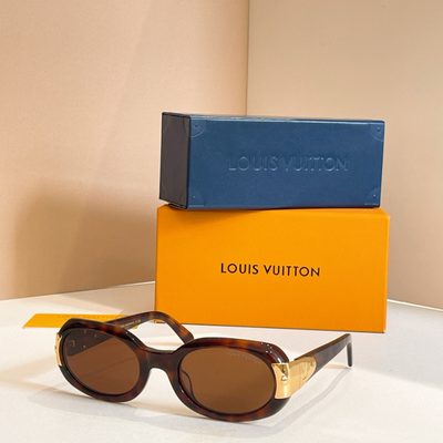 LV Sunglasses — 5