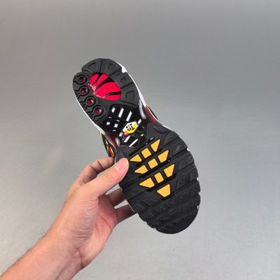 Nike Air Max Plus trainers — 6