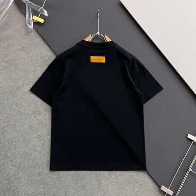 Louis Vuitton T-Shirt — 9