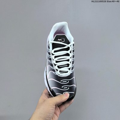 Nike Air Max Plus sneakers — 4