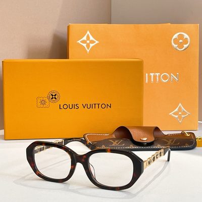LV Sunglasses — 9