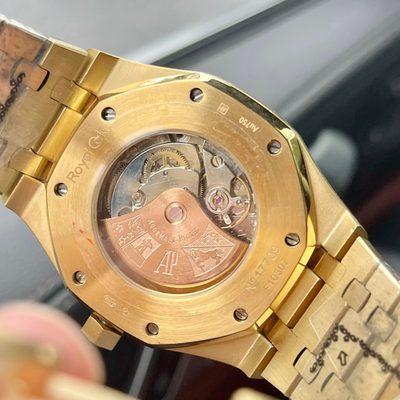 AP Watch — 8