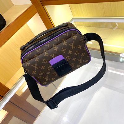 Louis Vuitton Bag — 6