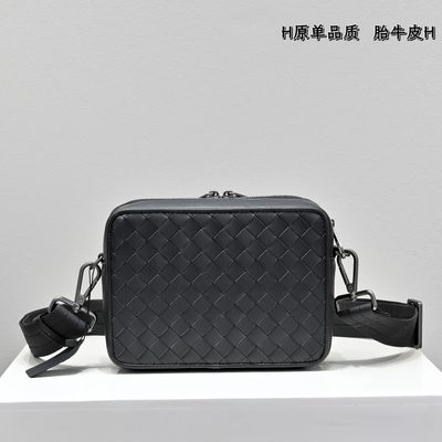 Bottega Veneta Intrecciato bag — 3