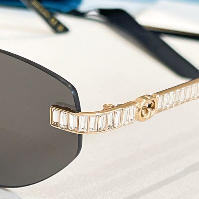 Gucci Sunglasses — 6