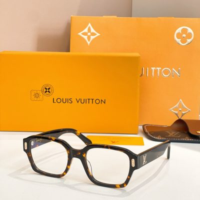 LV Sunglasses — 8