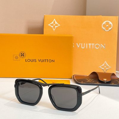 LV Sunglasses — 5
