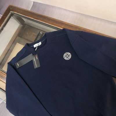 Stone Island — 4