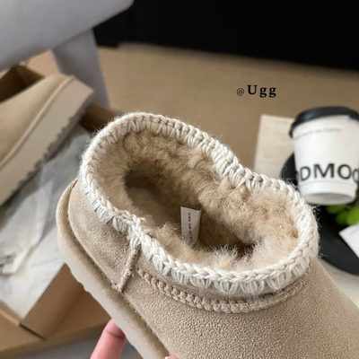 UGG platform boots — 4