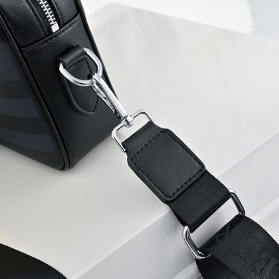 Burberry City Check messenger bag — 7