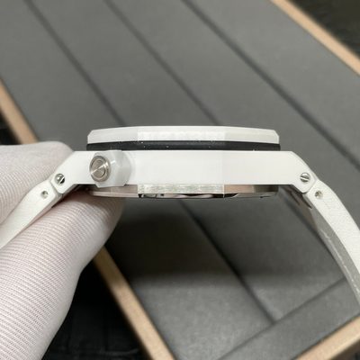 AP Watch — 7