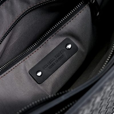Bottega Veneta Intrecciato leather briefcase — 8