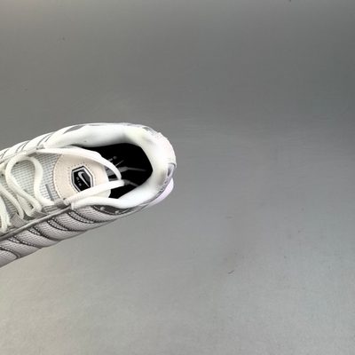 Nike Air Max Plus trainers — 8