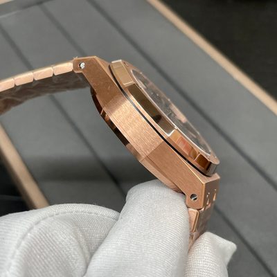 AP Watch — 7