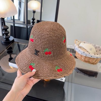 LV bucket hat — 4