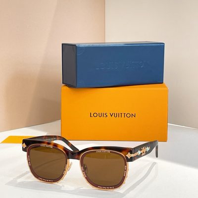 LV Sunglasses — 3