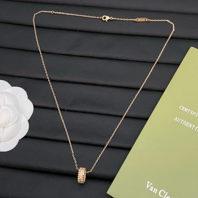 Van Cleef & Arpels — 6