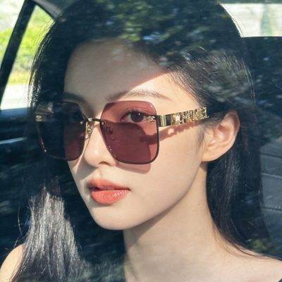 Chanel Sunglasses — 5