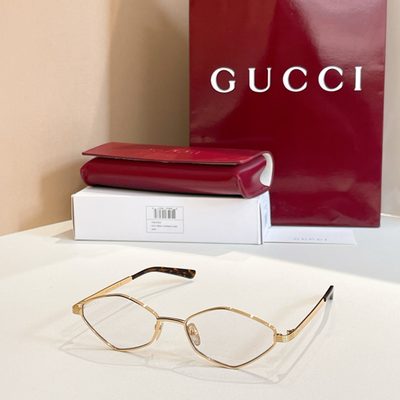 Gucci Sunglasses — 9