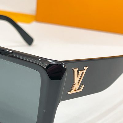 LV Sunglasses — 4