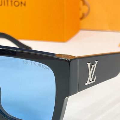LV Sunglasses — 9