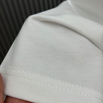 T-Shirt — 8