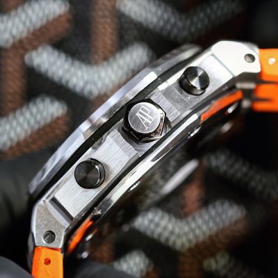 AP Watch — 4