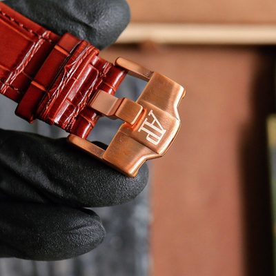 AP Watch — 8