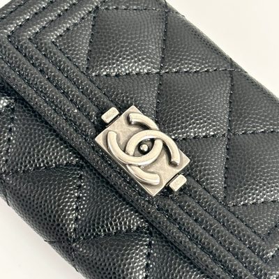 Chanel card holder — 3