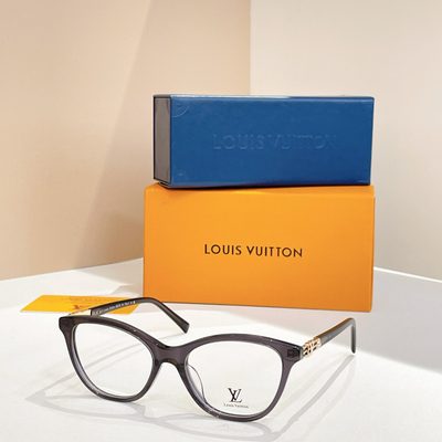 LV Sunglasses — 4