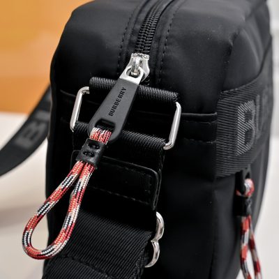 Burberry crossbody bag — 7