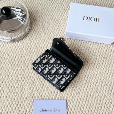 Accessories — 5