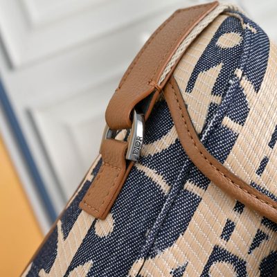 Dior Hit the Road messenger bag — 7