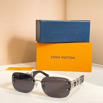 LV Sunglasses — 6