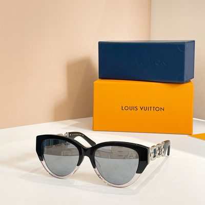 LV Sunglasses — 7