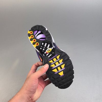 Nike Air Max Plus trainers — 6