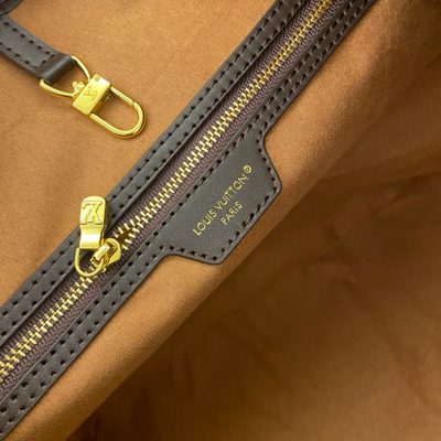 Louis Vuitton Bag — 8
