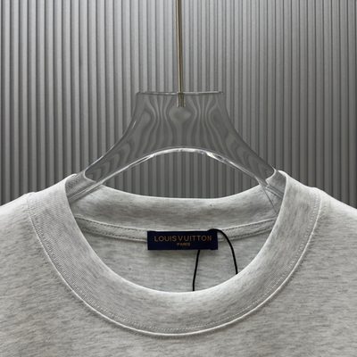 T-Shirt — 4