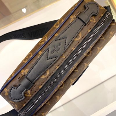 Louis Vuitton Bag — 8